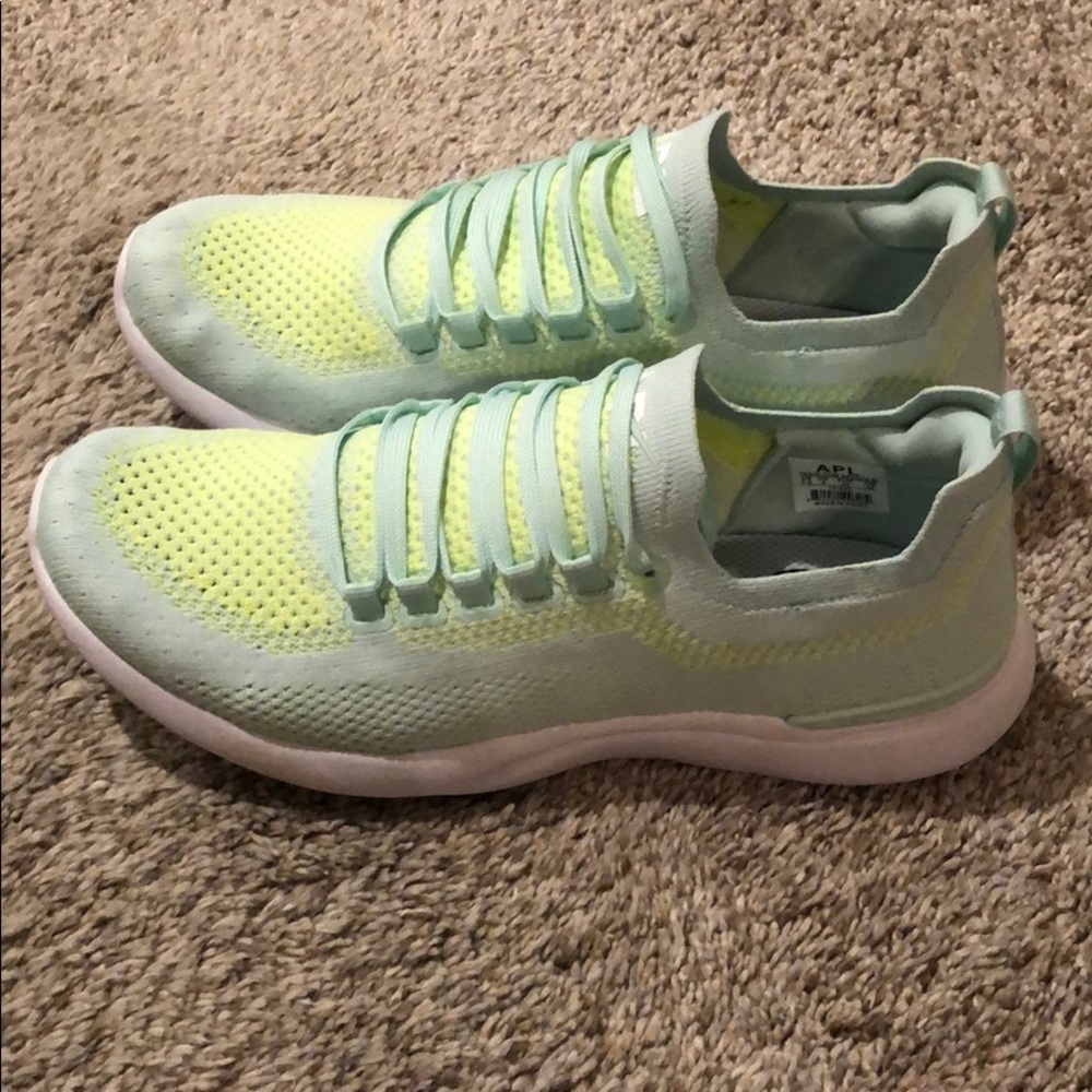 APL Techloom Breeze